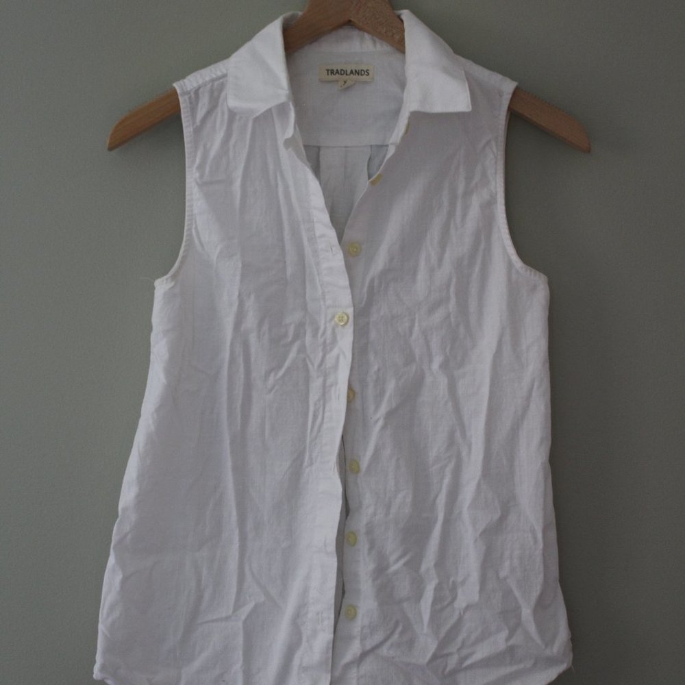 Tradlands sleevless blouse